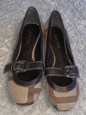 Nine West Flats Size 6